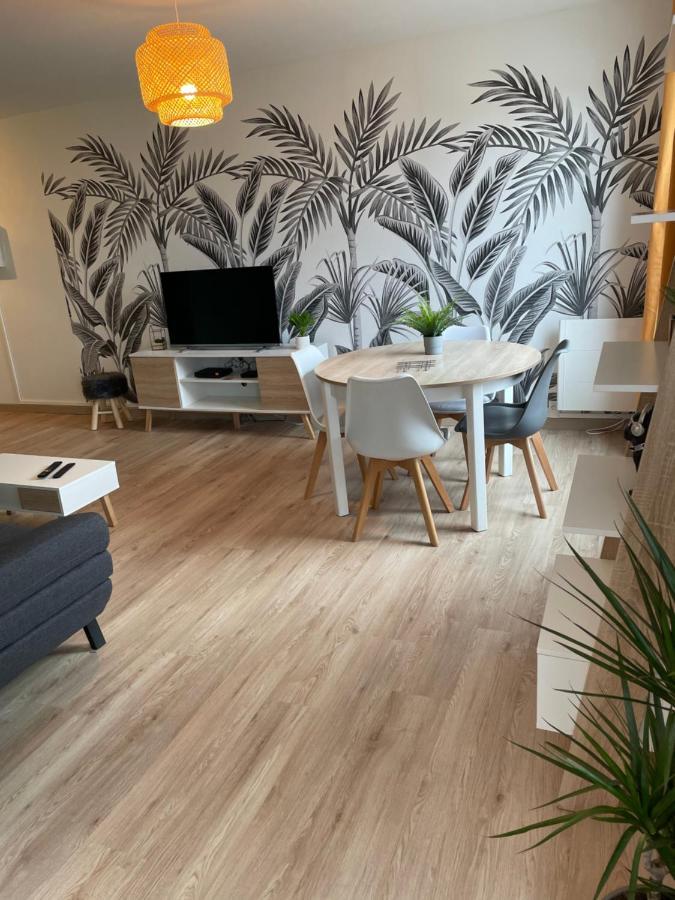 Appartement Du Grand Parc Chateauroux Luaran gambar